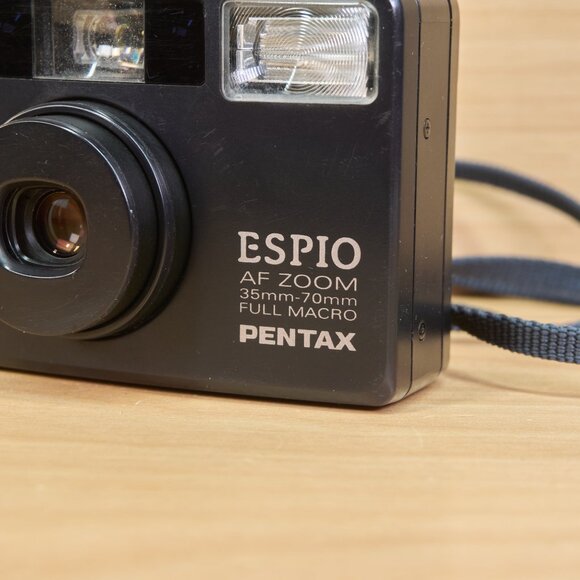 Pentax Espio AF Zoom / 35mm Point & Shoot Film Camera / 35-70mm Lens / Macro - Picture 4 of 9